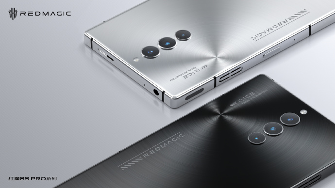 《红魔 8S Pro》游戏手机外观曝光：真全面屏设计